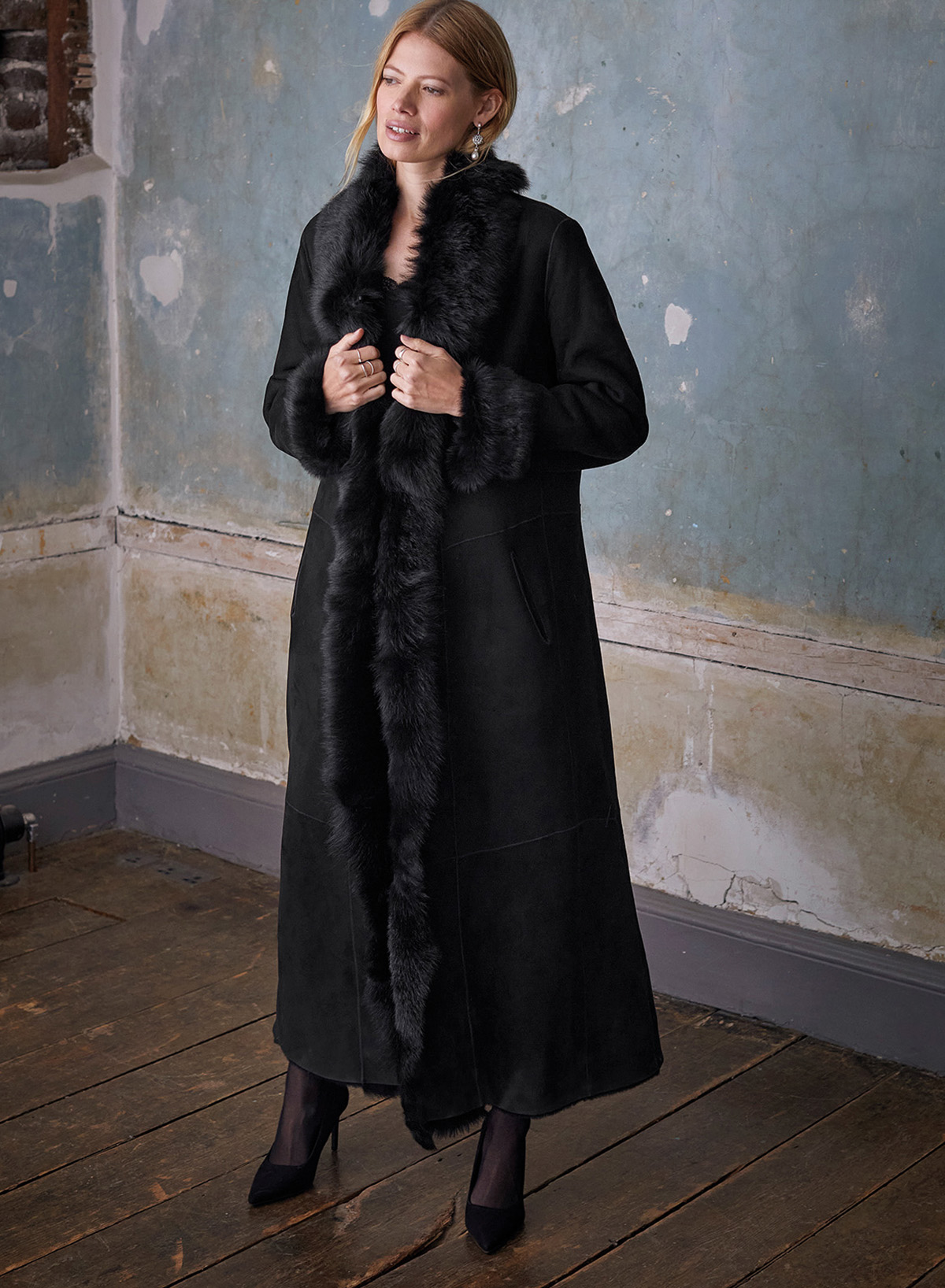 Toscana Trim Full Length Coat (black)