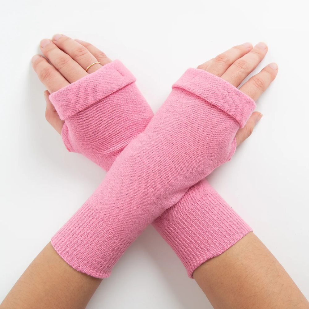 Pink non-cashmere fingerless gloves