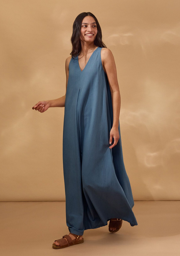 Linen Blend Sleeveless V Neck Maxi Swing Dress