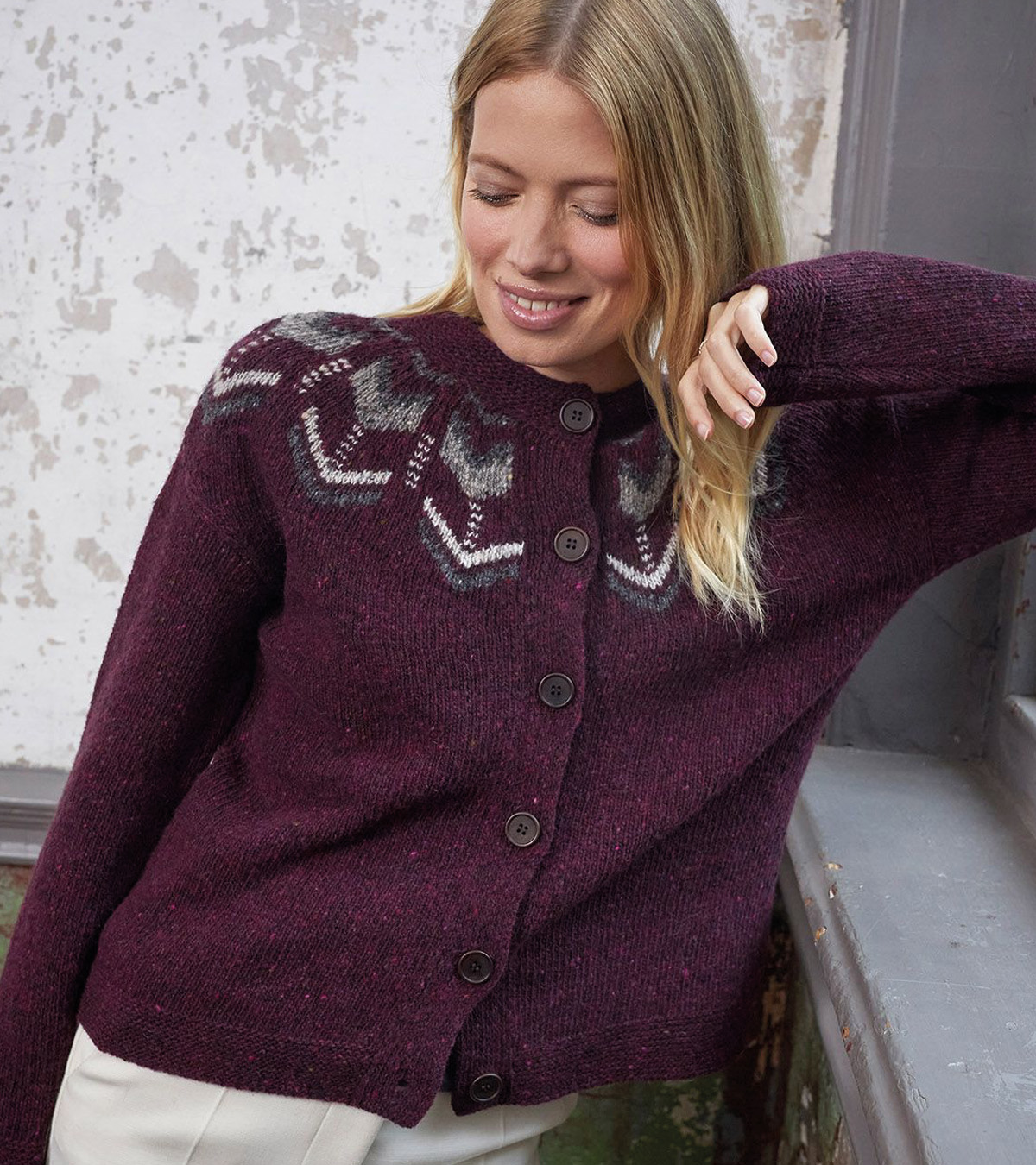 Donegal Fair Isle Cardigan (aubergine)