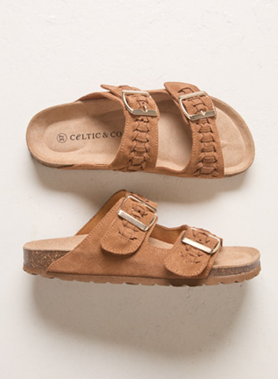 Plait Detail Slides (tan)