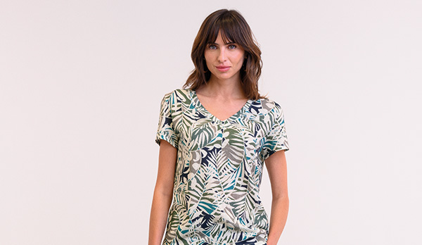 Linen Blend V Neck T Shirt