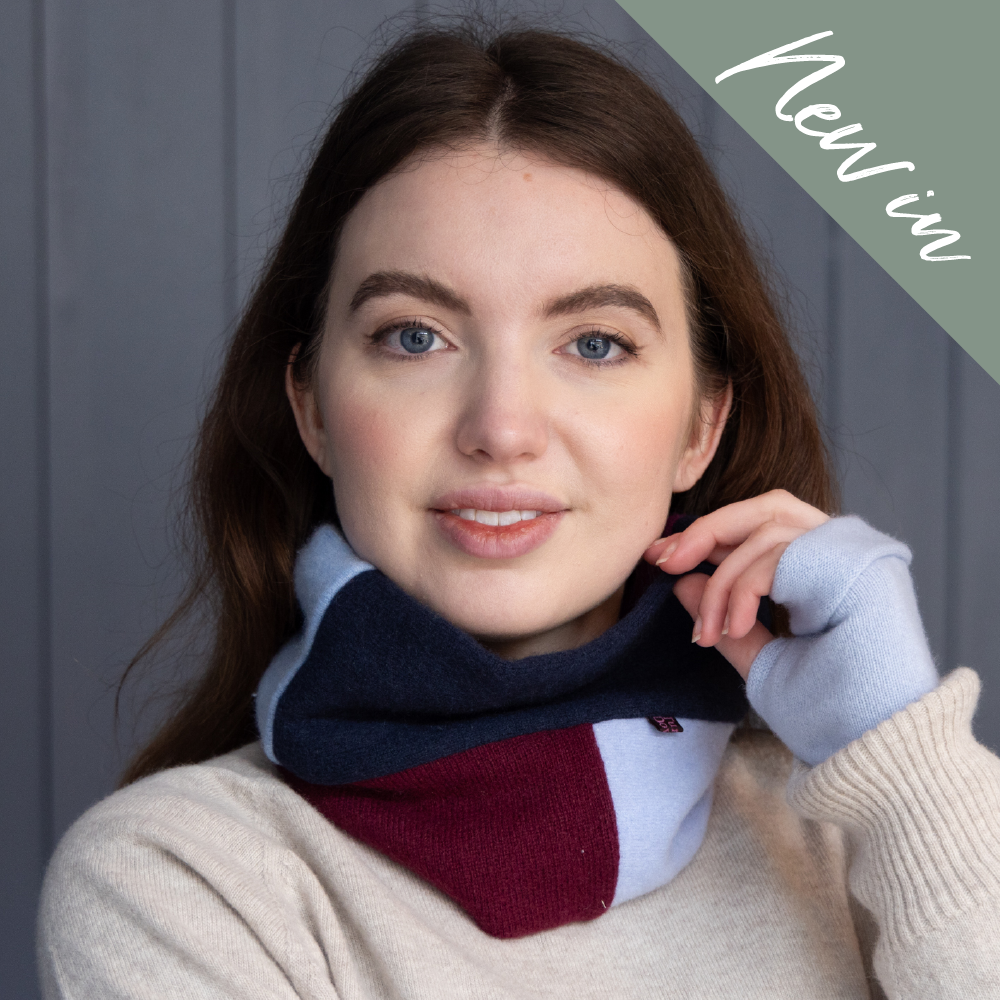 New in Villa Retreat Neckwarmer