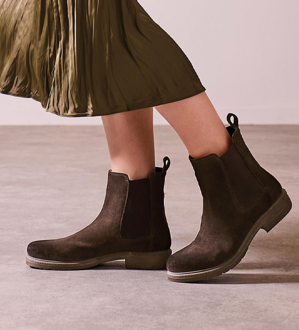 Essential Chelsea Ankle Boots (tanners brown)