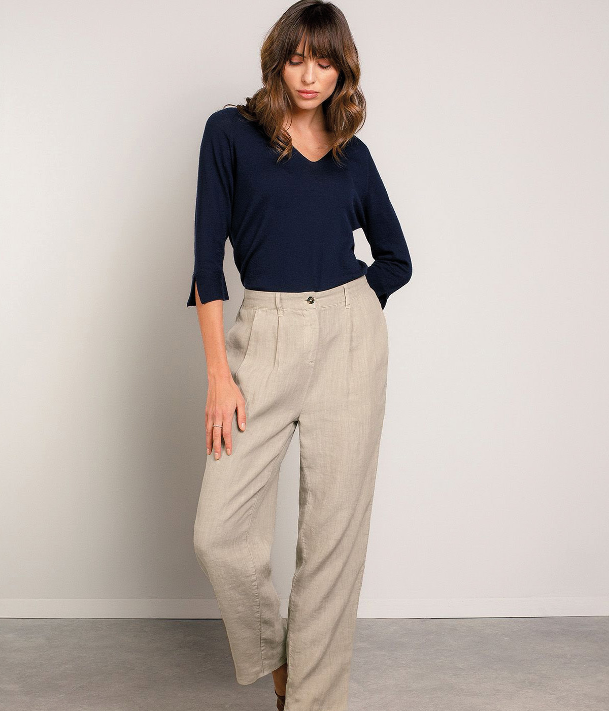 Linen Barrel Leg Pleat Detail Trousers