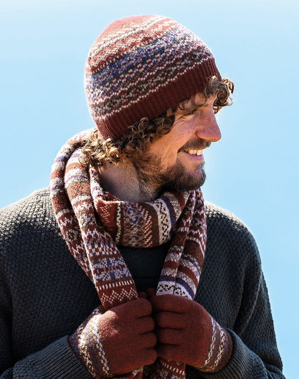 Men's Lambswool Fair Isle Beanie (claret)
