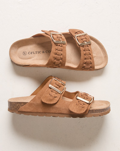 Plait Detail Slides (tan)