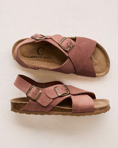 Crossover Buckle Sandals (terracotta)