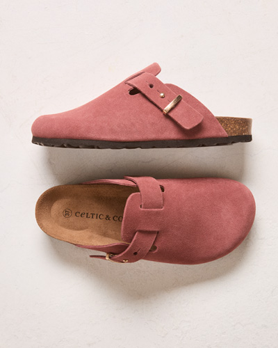 Stud Strap Clogs (terracotta)