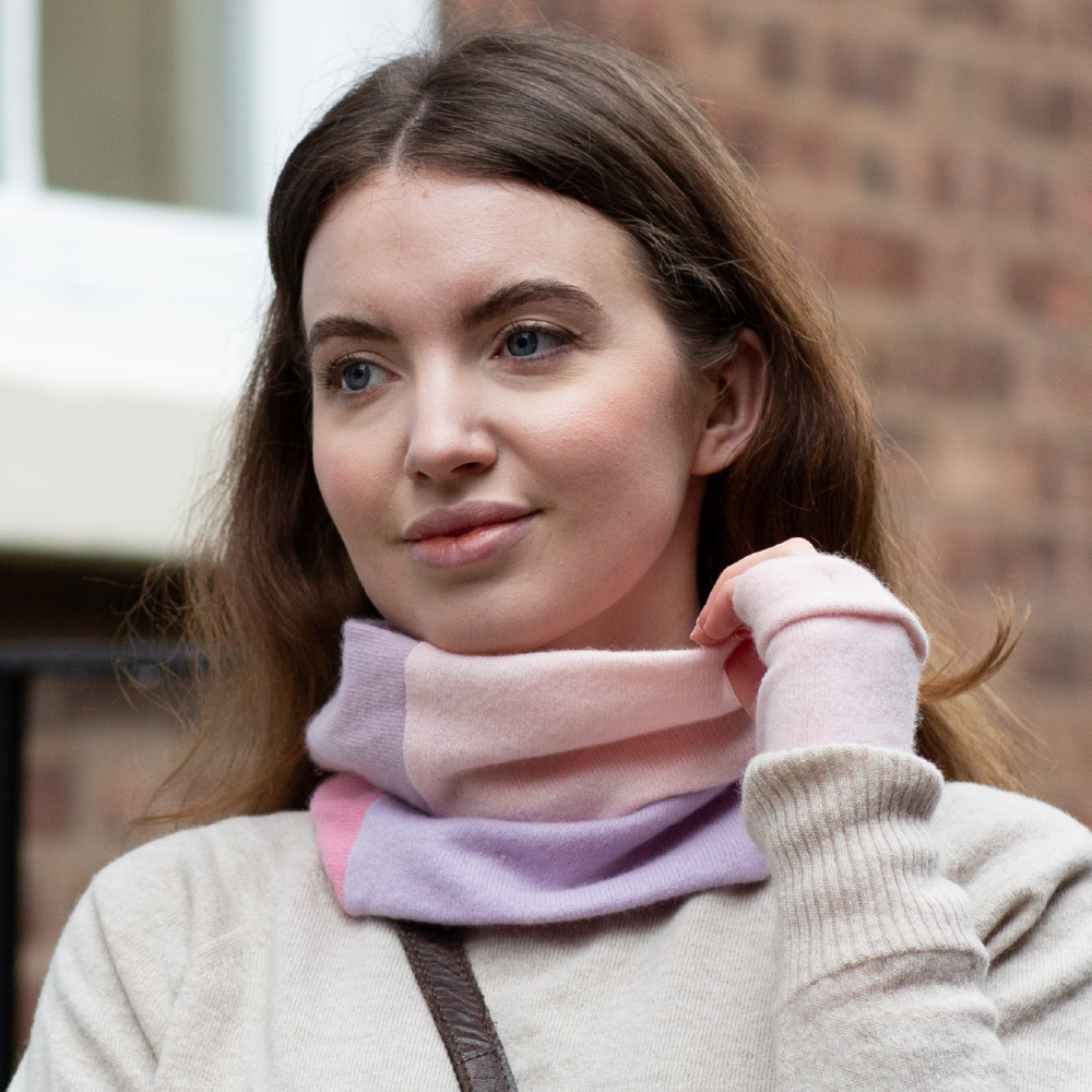 Pink Fizz Neckwarmer