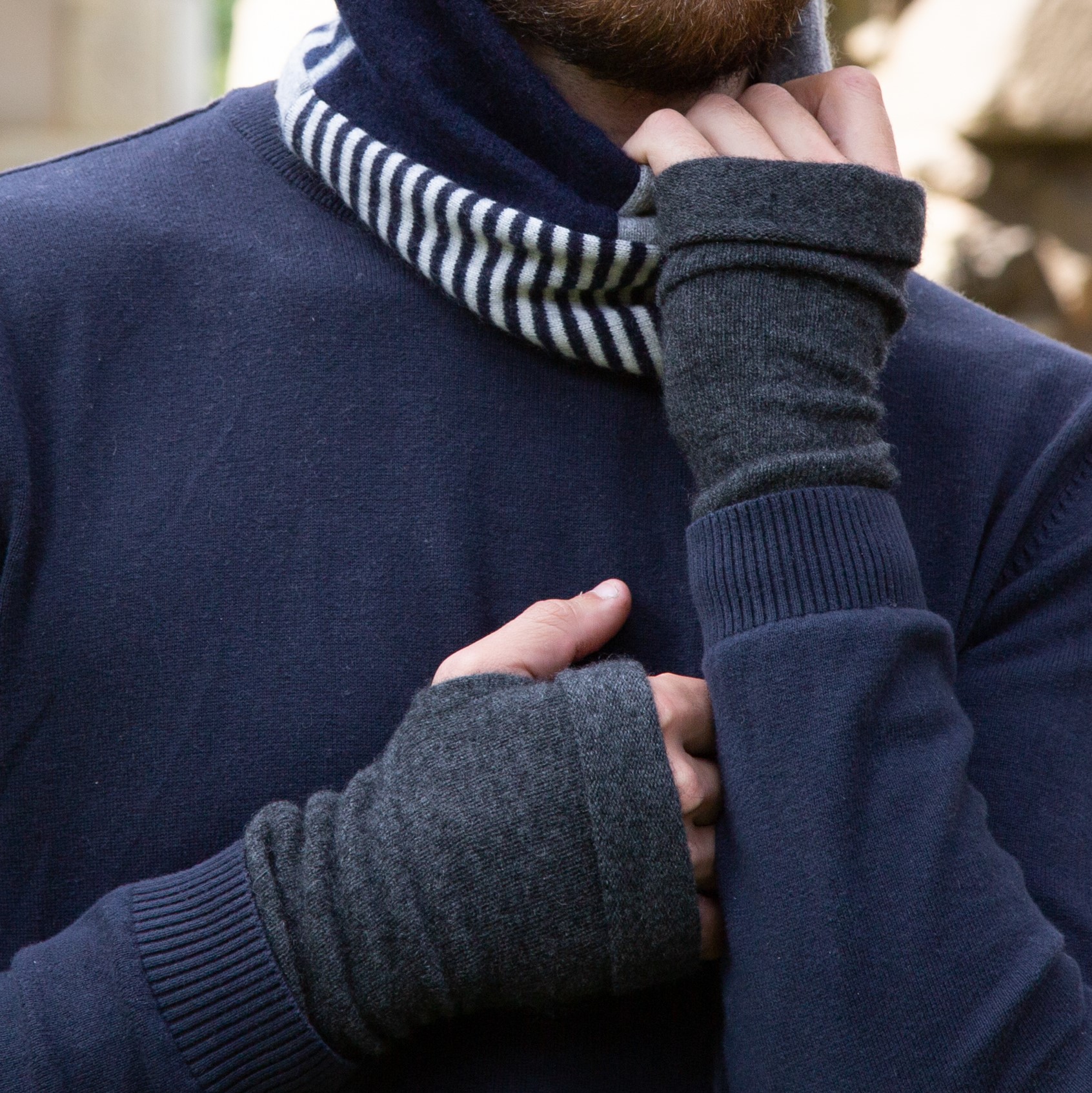 Men's Grey Fingerless Gloves