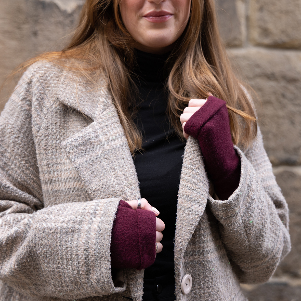 Berry Fingerless Gloves