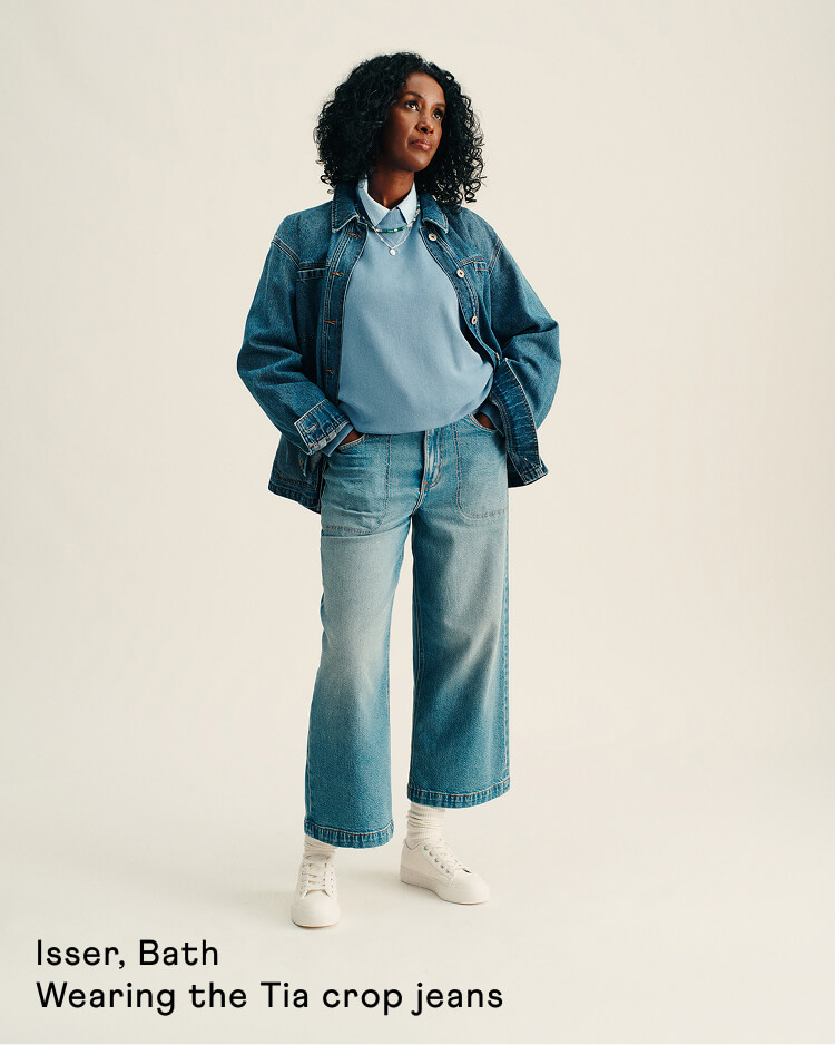 Isser, Bath. Wearing the Tia crop jeans