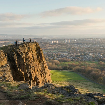 Walkers on Salisbury Crags, Edinburgh. © VisitScotland / Kenny Lam