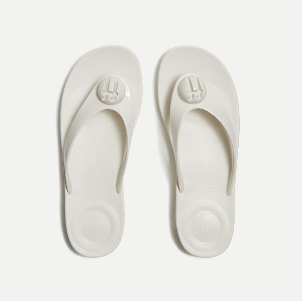 IQUSHION Glossy-Button Flip-Flops Cream