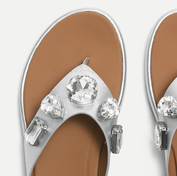 F-MODE Ultra-Jewel Leather Toe-Post Sandals