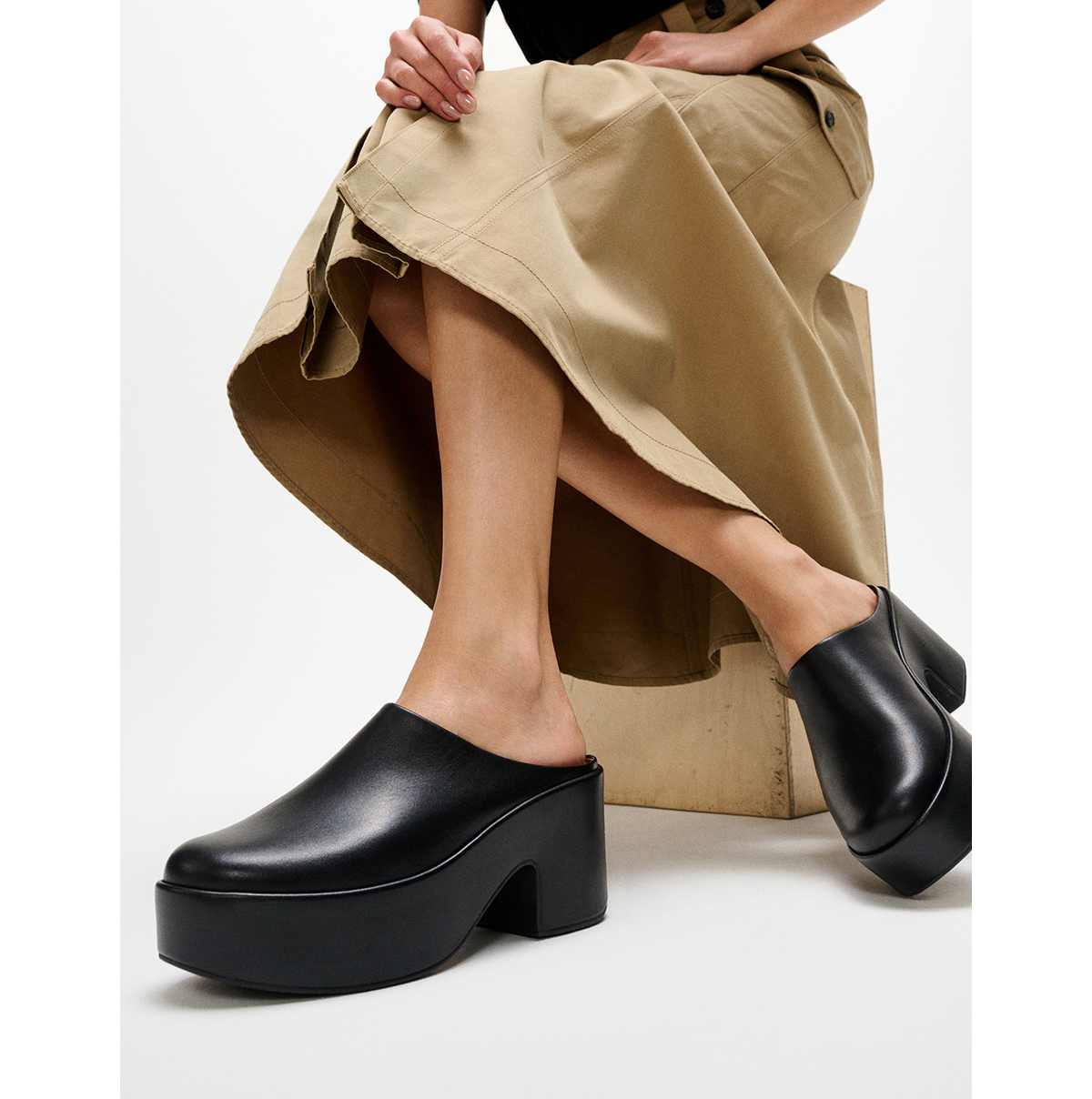 PLATFFORMS Leather Heeled Mules Image