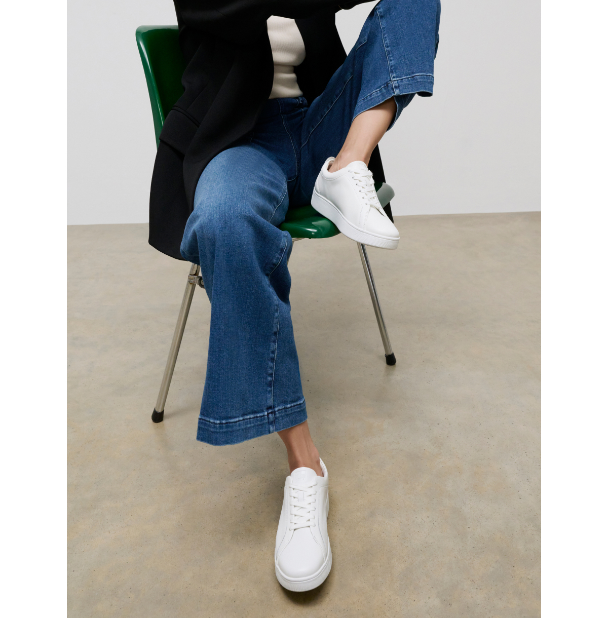 RALLY Leather Sneakers Urban White Image