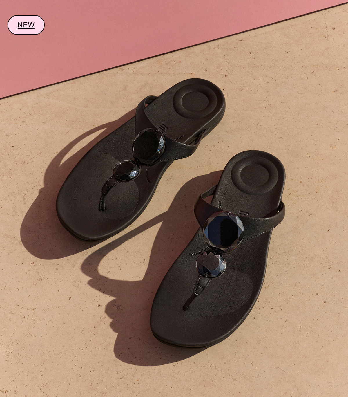 SOLAY Glossy-Disc Toe-Post Sandals Black