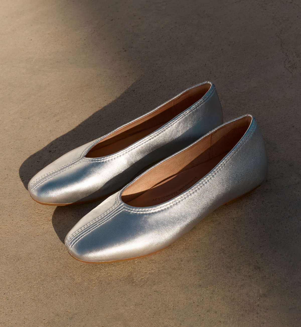 DELICATO High-Cut Metallic Soft-Leather Ballerinas