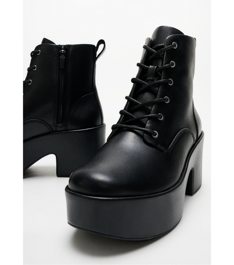 Lace-Up Boots Banner
