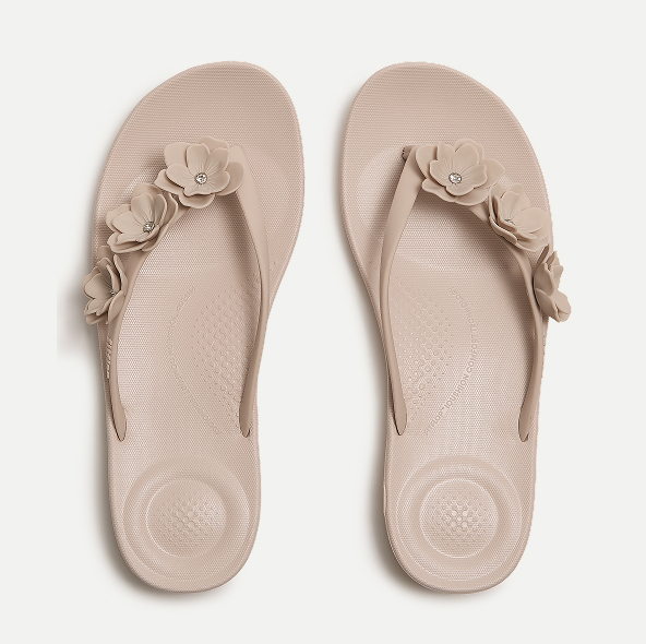 IQUSHION Flower Flip-Flops