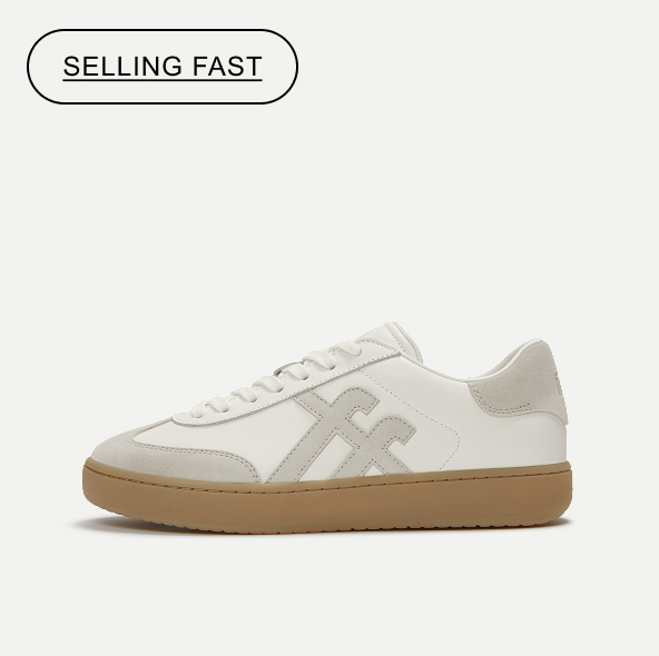 THE DASH T-Toe Suede Trainers