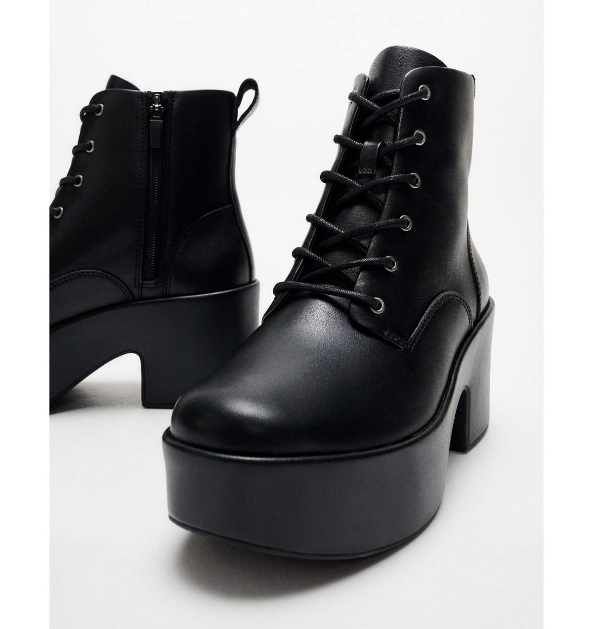 PLATFFORMS Leather Heeled Lace-Up Boots All Black Image
