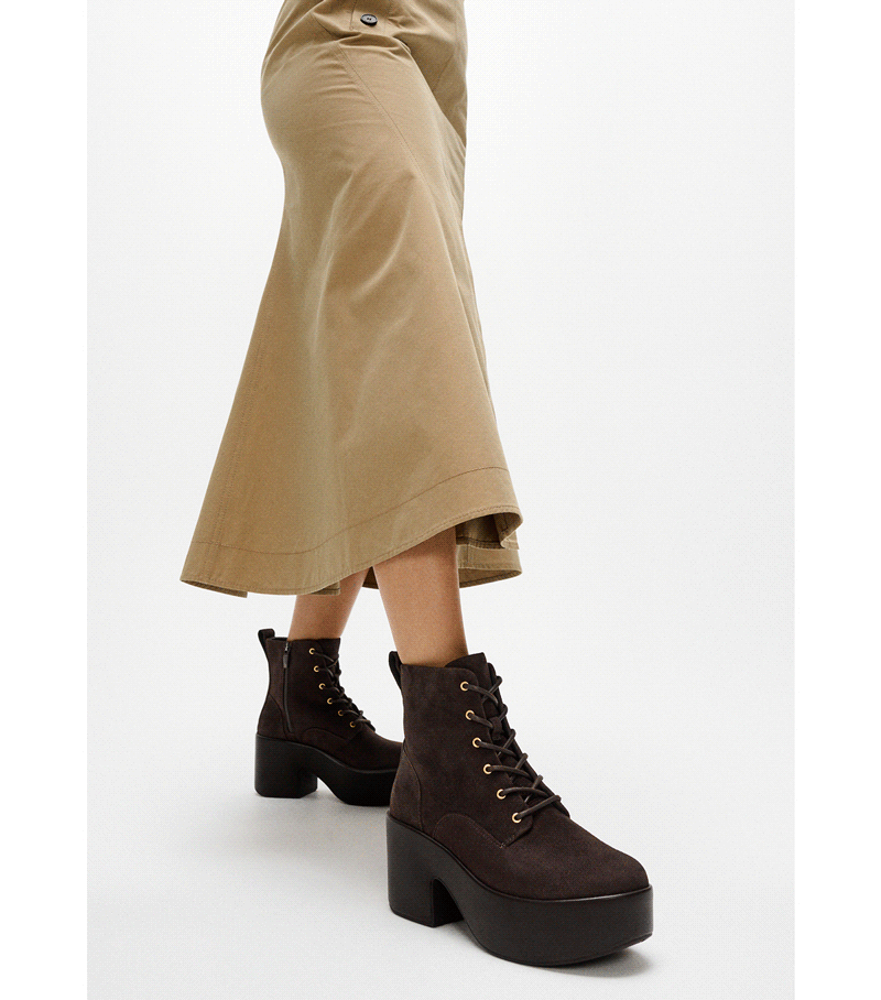 Lace-Up Boots Banner