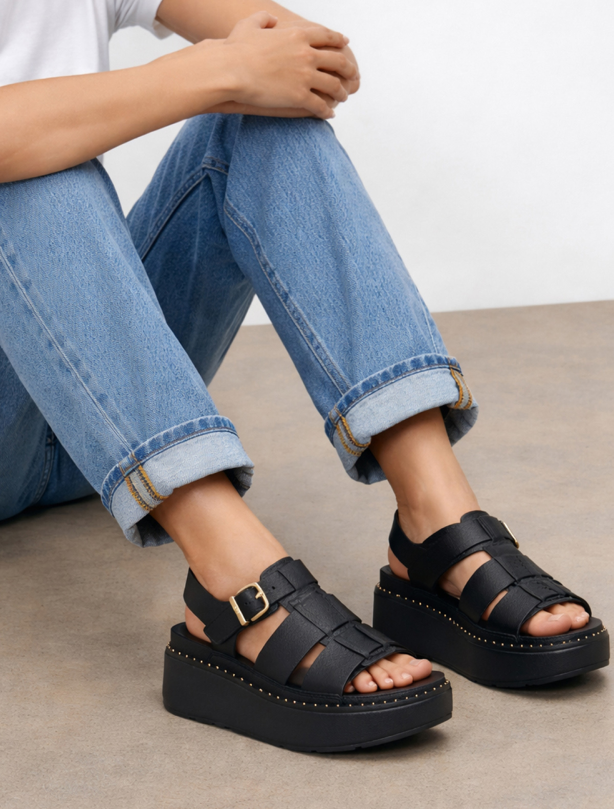 GEN-FF Max Tumbled-Leather Fisherman Sandals Black