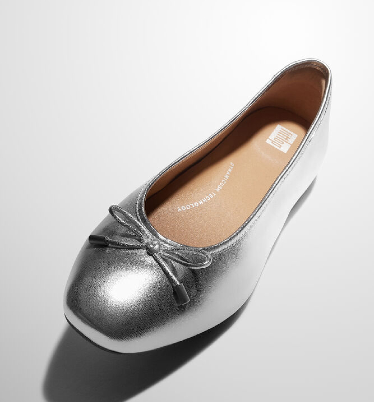 Delicato Bow Soft Metallic-Leather Ballerinas Image