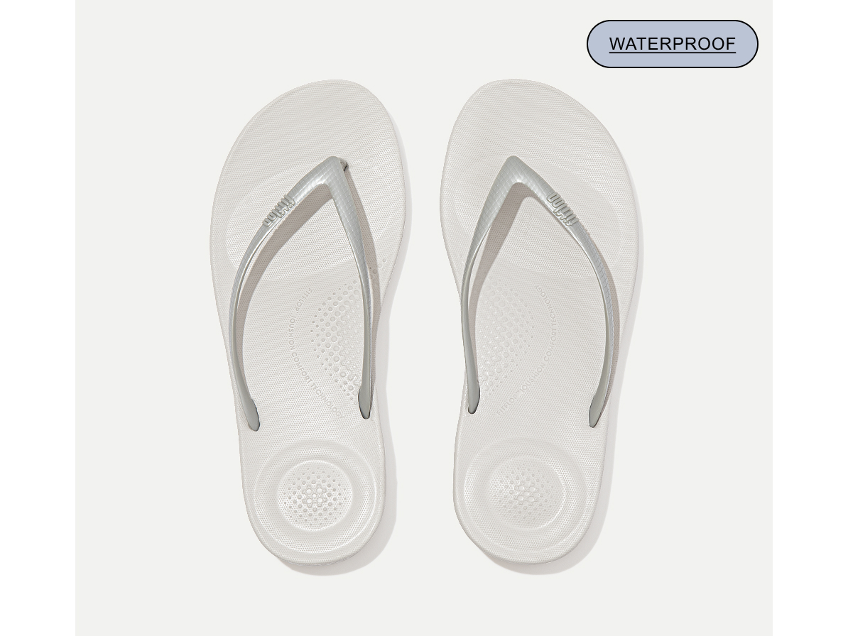 iQUSHION Ergonomic Flip-Flops - Silver