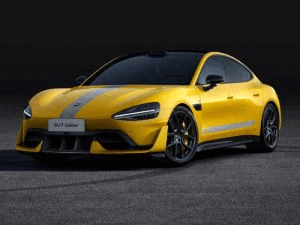 Електромобіль Xiaomi SU7 ULTRA