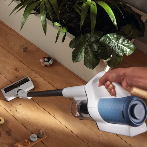Duoflex HX1 Nordic Blue vacuuming hardwood floor 