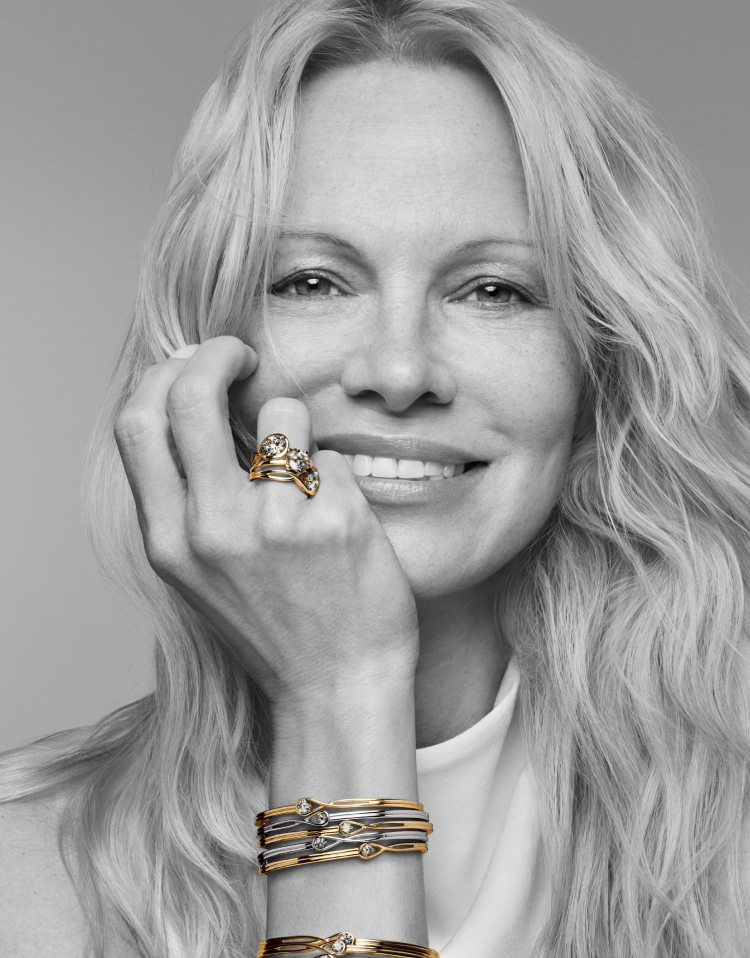 Pamela Anderson wears Pandora Lab-Grown Diamonds