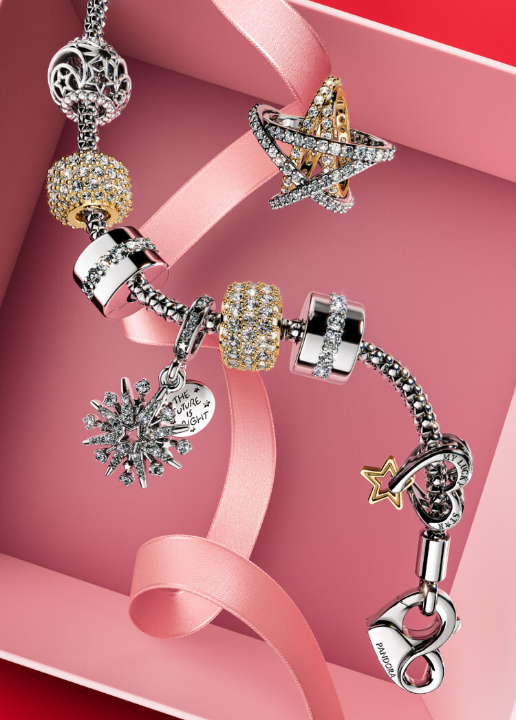 Holiday gifting with Pandora