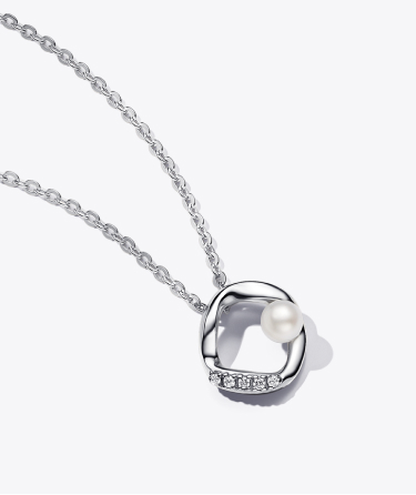 Organically Shaped Pavé Circle & Treated Freshwater Cultured Pearl Collier Necklace