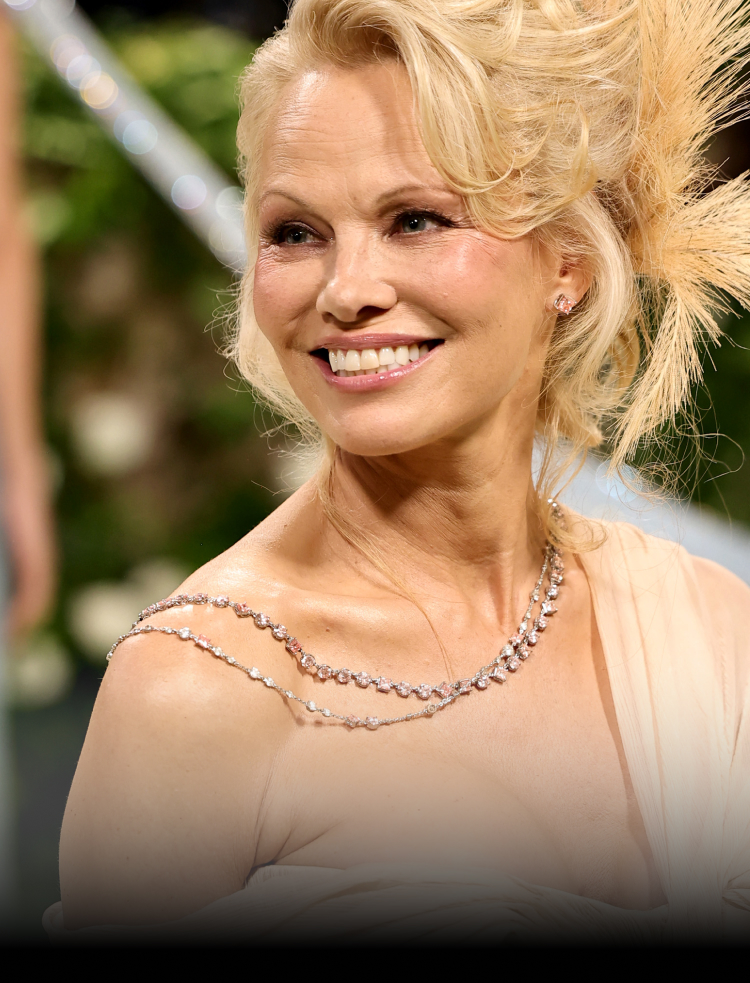 Pamela Anderson in Pandora Lab-Grown Diamonds