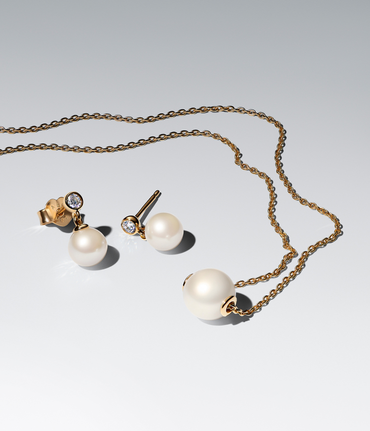 Gold Plated Pearl Jewelry Set