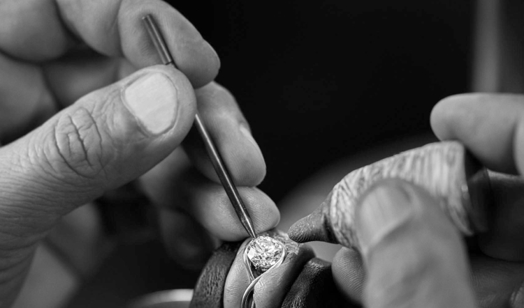 A lab-grown diamond is hand-set in a Pandora ring