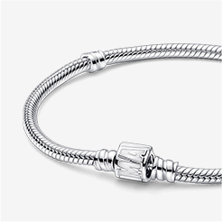 Pandora Moments Marvel Logo Clasp Snake Chain Bracelet