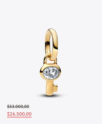 Mini charm Colgante Llave