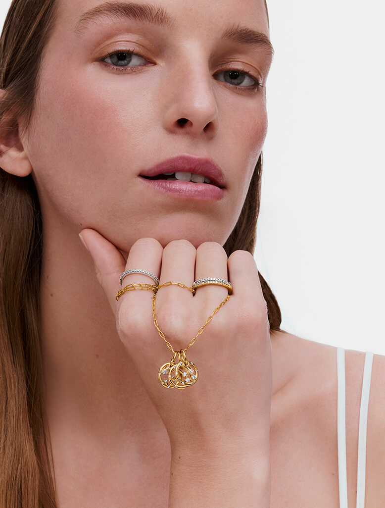 A jewellery styling specific to the zodiac sign