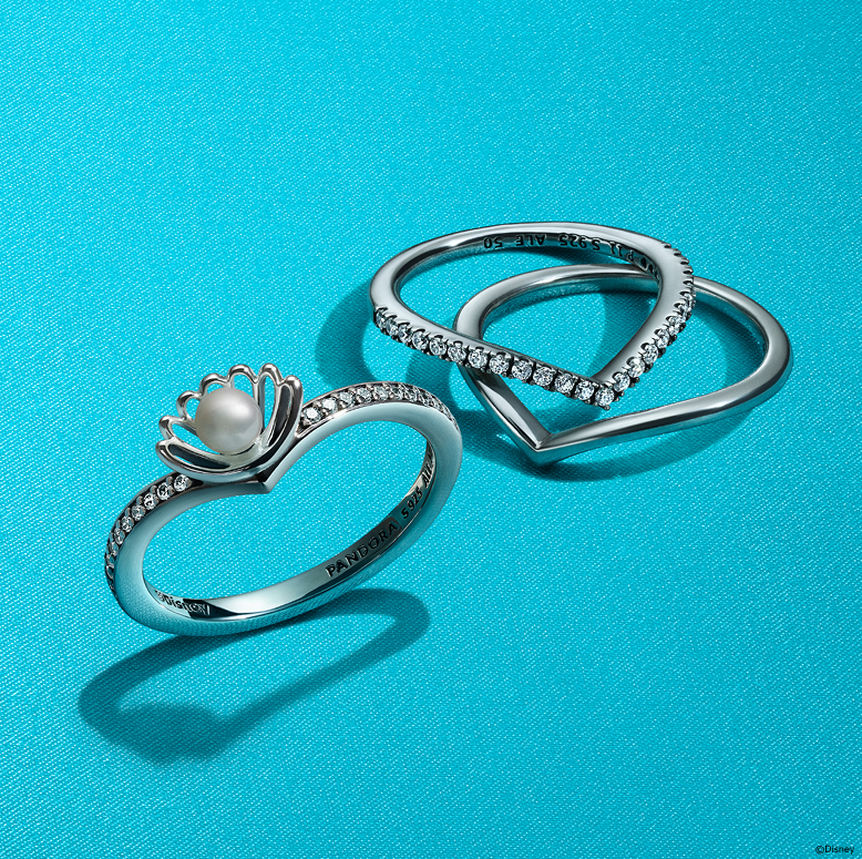 Explore rings in sterling silver