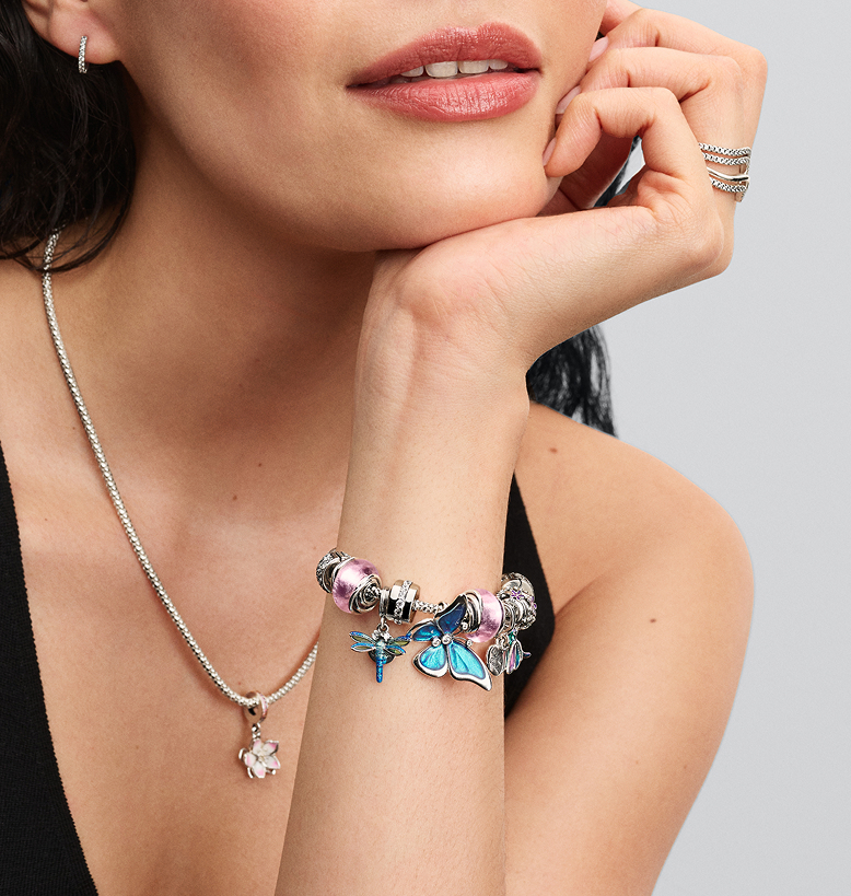 <built-in method title of str object at 0x7d04a39d3ea0>