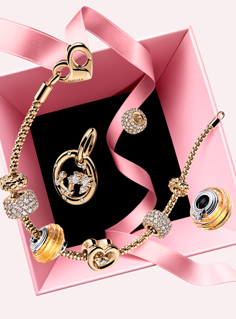 Gift Pandora for the Holidays