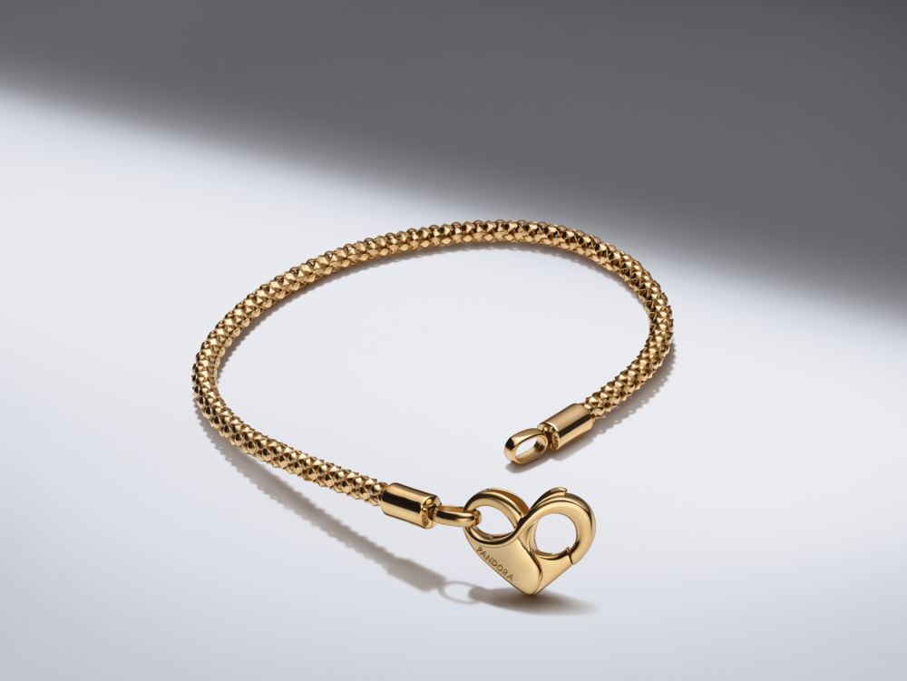 Bracciale Maglia Geometrica con Chiusura a Cuore