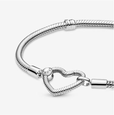 Pandora Moments Heart Closure Snake Chain Bracelet