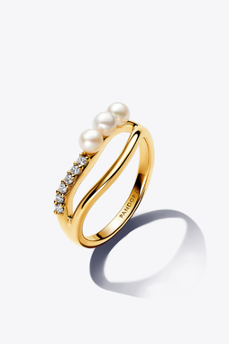 Organically Shaped Pavé Circle & Treated Freshwater Cultured Pearl Ring