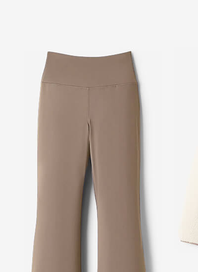 Restore Stretch Flare Legging